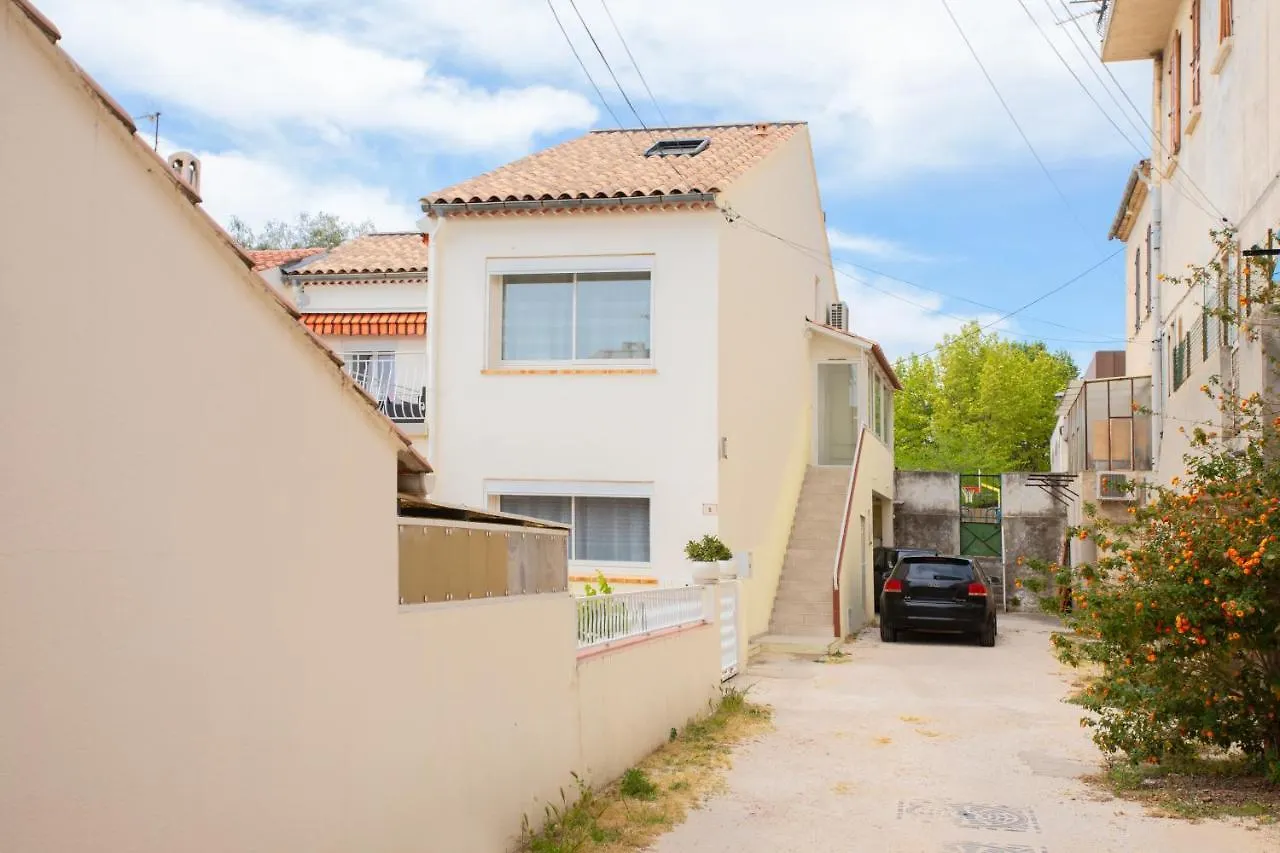 Location La Londe Apartment